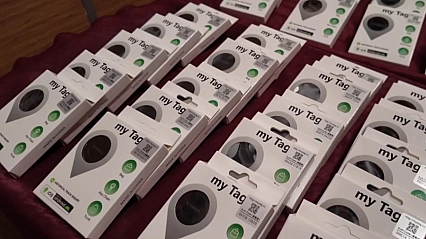 Özel gereksinimli 100 çocuğun ailesine akıllı takip cihazı