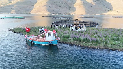 Tescilli doğa harikasında ilk nikah kıyıldı