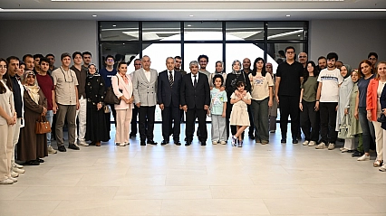 YKS'de dereceye girmişlerdi: Yeşilyurt Belediyesi ödüllendirdi