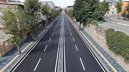 Yollar bir bir asfaltlanıyor