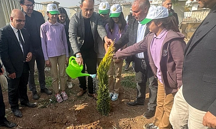 102. yılı için 102 fidan dikildi