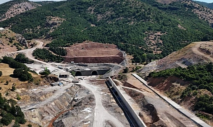 13 yıl önce yapımına başlanmıştı! Hala açılmadı