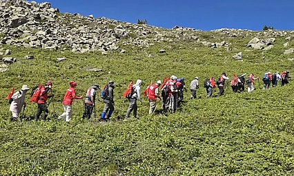 15 Temmuz şehitleri anısına Yıldız Dağı'na tırmandılar