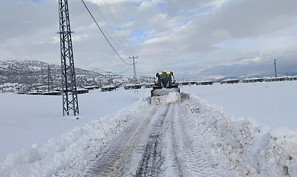 164 köy yolu ulaşıma açıldı