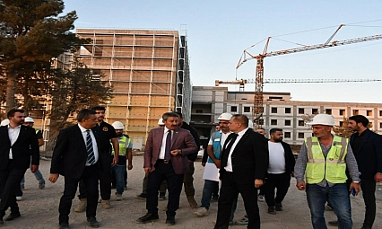 500 yataklı bölge hastanesinin inşaatı denetlendi