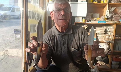 75 yaşındaki usta, baba mesleğini sürdürüyor