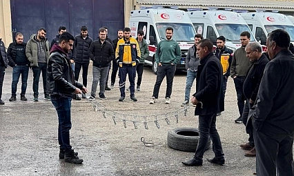 Ambulans şoförlerine eğitim verildi