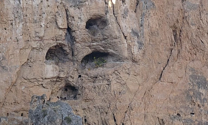 Ansır Mağaraları'nda tehlike büyüyor: Dev kayalar kopuyor, vatandaş korku içinde!