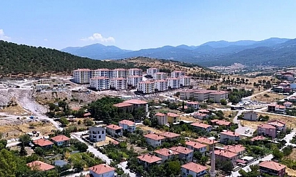 Bakan Kurum'dan Sındırgı depreminin yıldönümüne ilişkin paylaşım