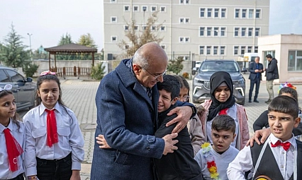 Başkan Er, öğrencilerle buluştu