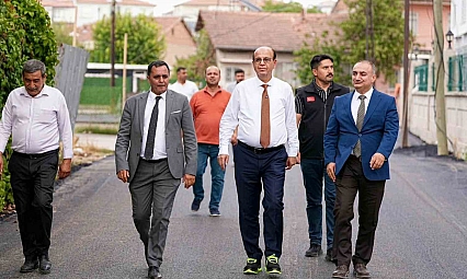 Yeşilyurt'ta mahalleler sıcak asfalta kavuşuyor