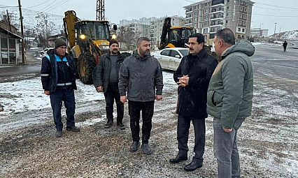 Başkan Taşkın ekiplerle birlikte sahada