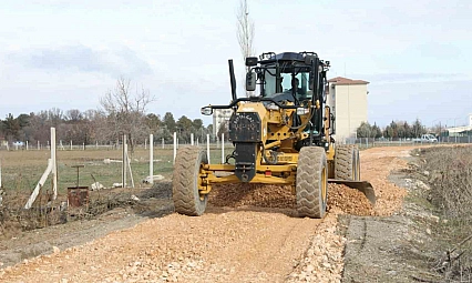 Battalgazi'de bozulan yollara alt serim çalışmasıyla yenilendi