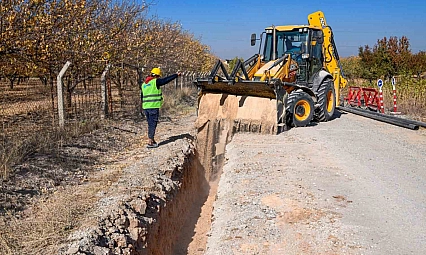 38 yıllık içme suyu şebekesi yenileniyor