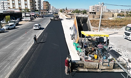 Büyükşehir Belediyesi'nden yol genişleteme çalışması