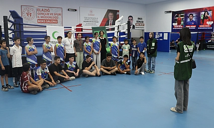 Çocuklar teknoloji bağımlılığına karşı bilinçlendiriliyor