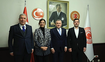 Çüngüş'e yarı olimpik yüzme havuzu