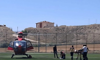 Darende'de kalp krizi hastası hava ambulansıyla sevk edildi