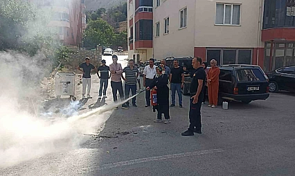 Malatya'da Sürücü Kursu'nda İtfaiye Ekiplerinden Yangın Eğitimi