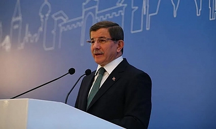 Eski Başbakan Davutoğlu hakkında soruşturma açıldı