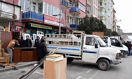 Depremzedeler 33 aydır bekliyor| Eşya yardımı unutuldu mu?