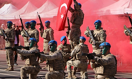 Diyarbakır'da cumhuriyet kutlaması