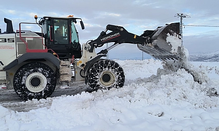 Doğanşehir'de ekiplerin kar mesaisi devam ediyor