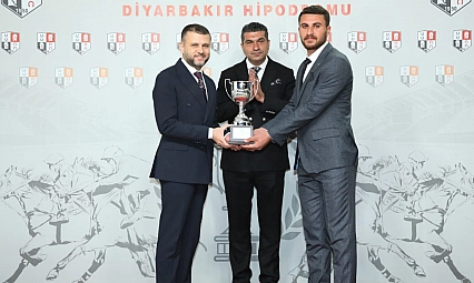 Eğil Belediye Başkanlığı koşusunu 'Menabinoğlu' kazandı