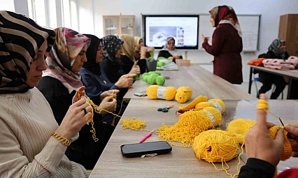 Kadınların el emeği ürünleri İngiltere'ye ulaşıyor