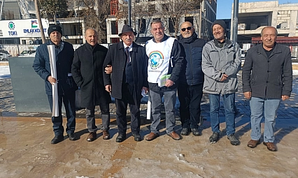 Emeklilerden Sert Tepki: 'Açlık Bile Lüks Oldu, Geçim Yoksa Seçim Var!'