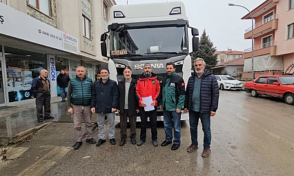 Filistin ve Suriye'ye yardım tırı