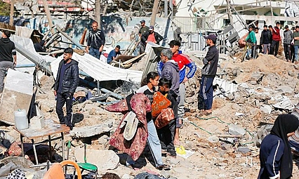 Gazze'de can kaybı 53 bin 486'ya yükseldi