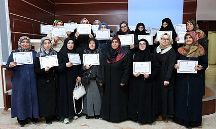 Geçici öğreticilere katılım belgeleri takdim edildi