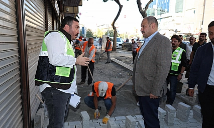 Gülpınar Divanyolu'ndaki çalışmaları yerinde inceledi