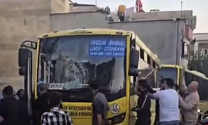 Halk otobüsü şoförüne meydan dayağı attılar