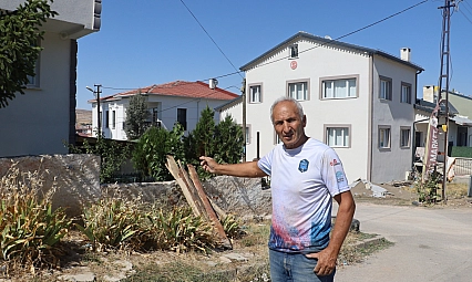 Hikâyesiyle yürek burkan ağaç ev yeniden inşa ediliyor