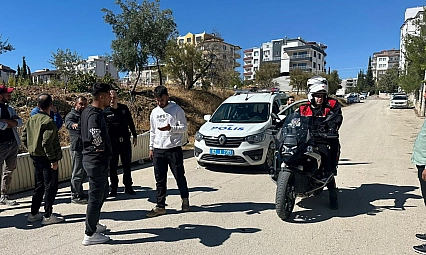 İki grup arasında bıçaklı kavga: 1 ağır yaralı
