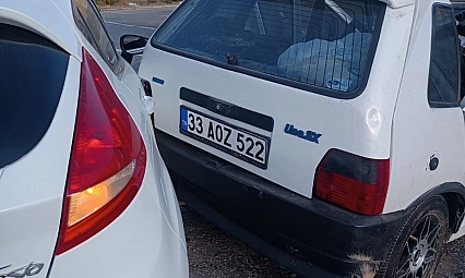 İki otomobil çarpıştı: 5 yaralı