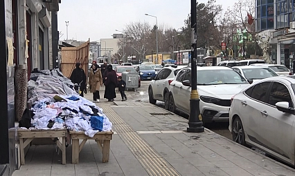 Kaldırım işgalleri vatandaşlara pes dedirtiyor
