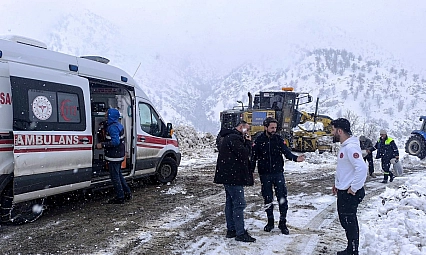 Kapanan yollar günler süren çalışmalar sonucu açıldı