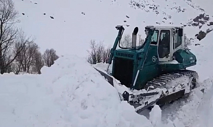 Kar kalınlığı 2 metreyi aştı