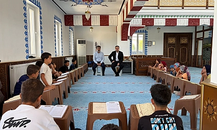 Kaymakam Batı, yaz Kur'an kurslarını ziyaret etti