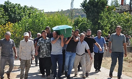 KKTC'deki gemi kazasında hayatını kaybedenler son yolculuklarına uğurlanıyor