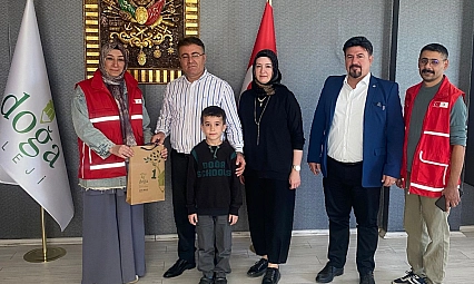 Küçük yüreklerden büyük iyilik