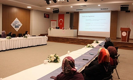 Kuduz riskli temas ve aşı profilaksisi eğitimi verildi