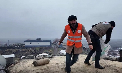 Mağdur aileye hayırseverlerden destek