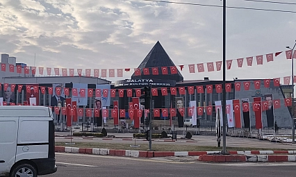 Malatya Canlı TOKİ 500 bin konut kura çekimi canlı izle! TOKİ kura çekimi nereden izlenir, nasıl takip edilir?