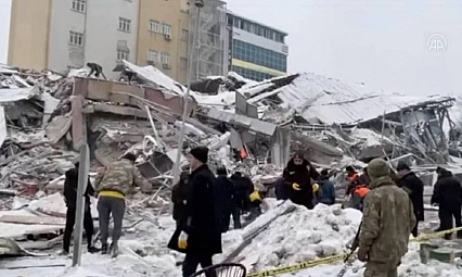 Malatya'da 16 Kişinin Öldüğü Otel Davası Ertelendi: Adalet Bilirkişiyi Bekliyor!