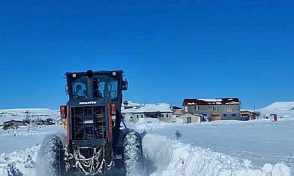 Malatya'da karla mücadele: 176 mahalle yolu ulaşıma açıldı