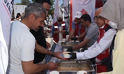 Malatya'da 3 bin kişiye aşure ikram edildi